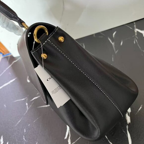 COACH Women's SLOUCHY ROGUE Shoulder Bag, size 35.5*21*16 cm - Picture 4 of 7